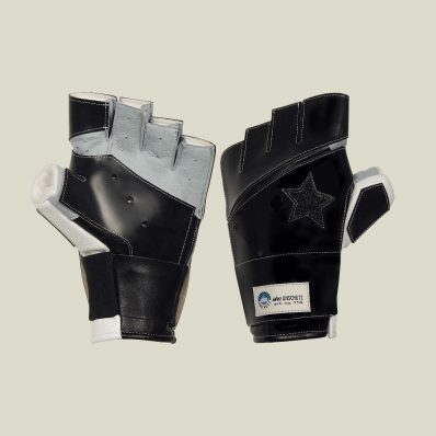 Перчатки Match